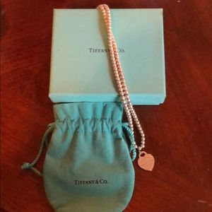Tiffany’s necklace